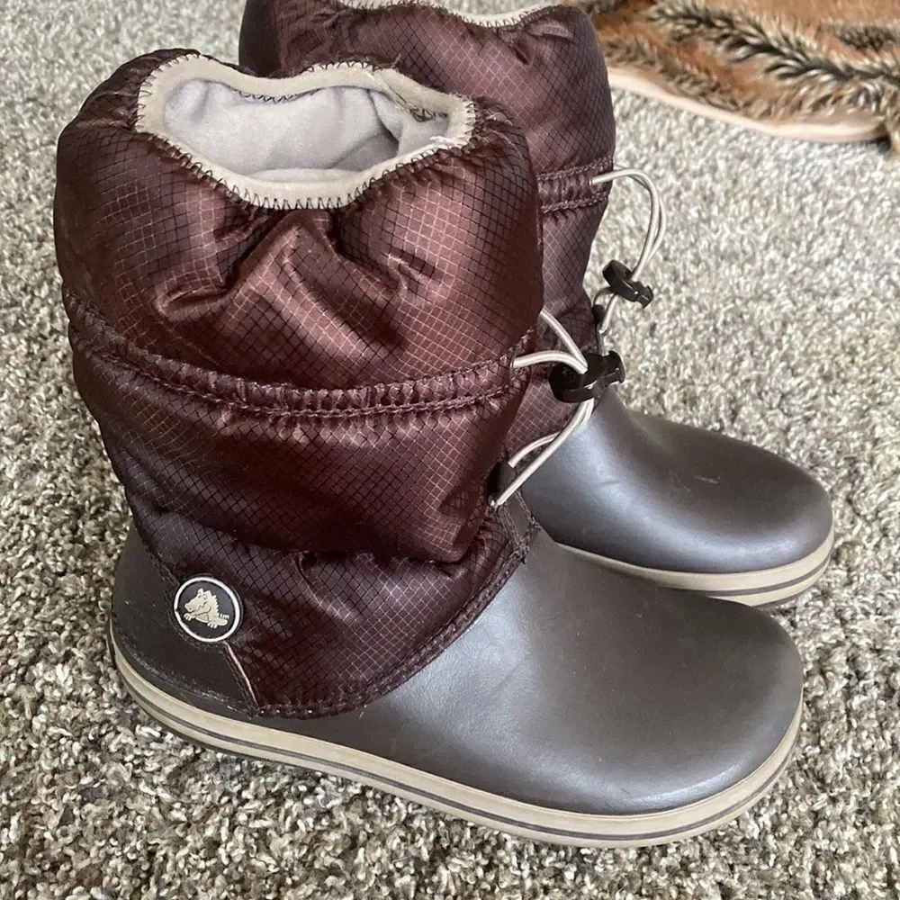 Crocs winter rain boots $72 Chocolate womans 7